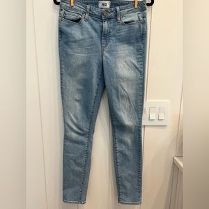 Women’s Paige Denim Hoxton Ultra skinny light wash size 27